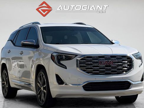 Used 2018 GMC Terrain Denali w/ Advanced Safety Package image 14