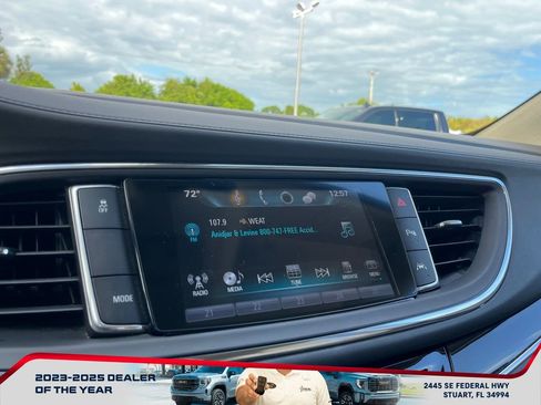 Used 2019 Buick Enclave Premium w/ Experience Buick Package image 32