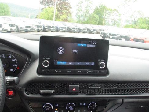 Certified 2024 Honda HR-V LX image 16