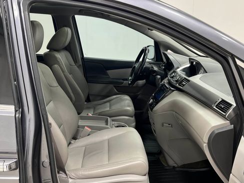 Used 2016 Honda Odyssey Touring image 34