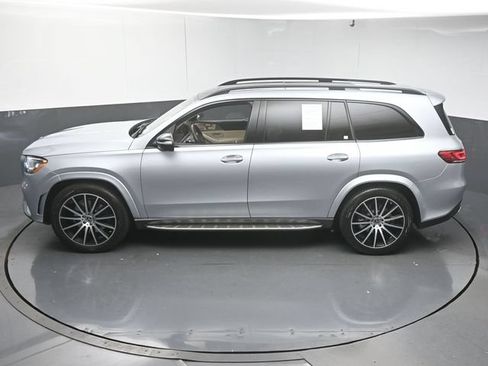 Used 2023 Mercedes-Benz GLS 450 4MATIC image 47
