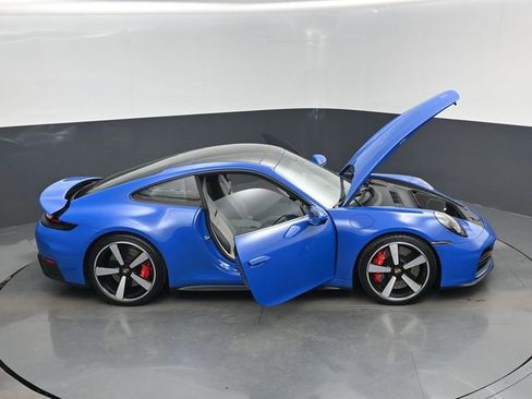 Used 2025 Porsche 911 Carrera S image 18