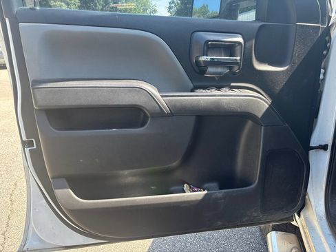 Used 2016 Chevrolet Silverado 2500 W/T AWD/4WD image 17