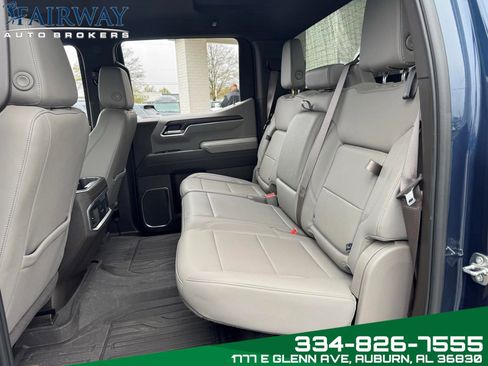 Used 2022 GMC Sierra 1500 SLT w/ SLT Premium Package image 11