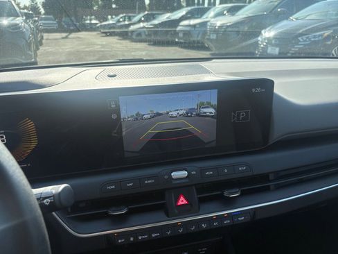 Used 2025 Kia K4 LXS FWD image 23