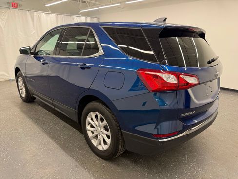 Used 2020 Chevrolet Equinox LT w/ Driver Convenience Package AWD/4WD image 3