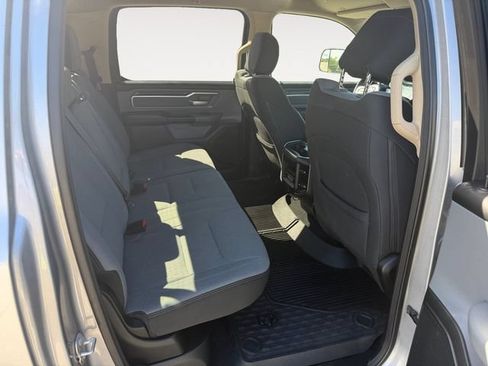 Used 2019 RAM 1500 Big Horn AWD/4WD image 13