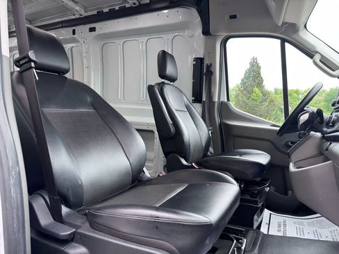 Used 2024 Ford Transit 250 148 Medium Roof w/ Load Area Protection Package RWD image 24