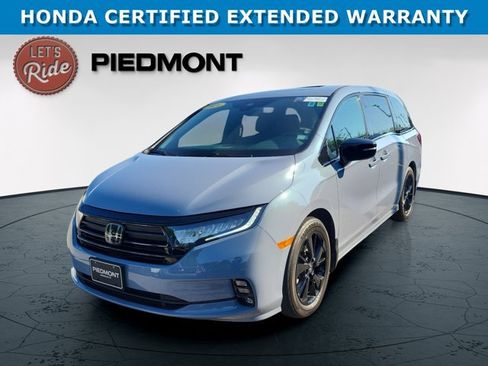 Certified 2024 Honda Odyssey Sport image 1