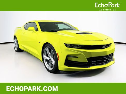 Used 2021 Chevrolet Camaro SS RWD image 1