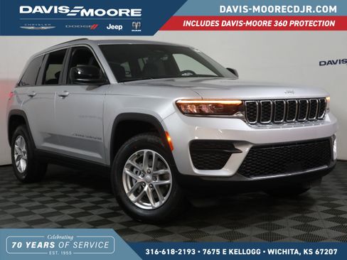 New 2026 Jeep Grand Cherokee Laredo X image 1