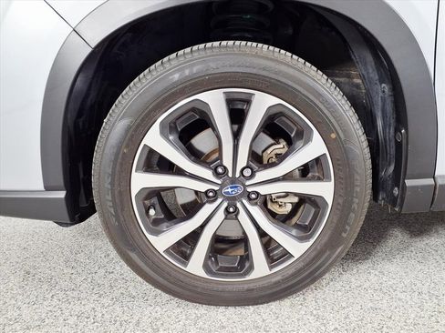 Used 2023 Subaru Forester Limited image 23