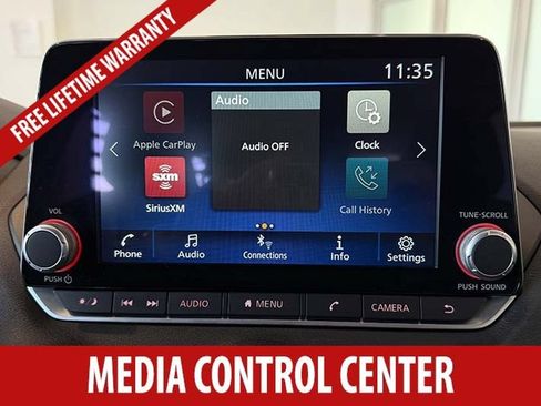 Used 2024 Nissan Sentra SV FWD image 12