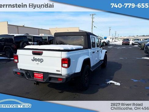 Used 2023 Jeep Gladiator Overland image 29