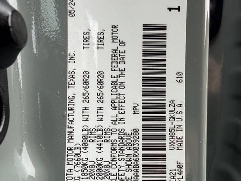 Used 2024 Toyota Sequoia Limited image 28