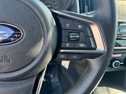 Used 2023 Subaru Crosstrek 2.0i image 19