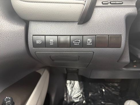 Certified 2023 Toyota Camry SE image 23