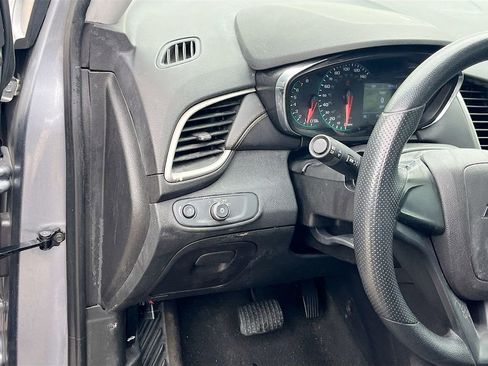 Used 2020 Chevrolet Trax LS image 10