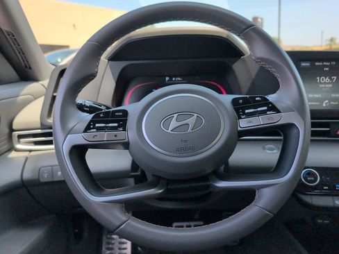 Certified 2025 Hyundai Elantra Sport FWD image 19