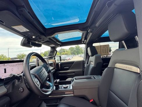 Used 2024 GMC Hummer EV 3X AWD/4WD image 22