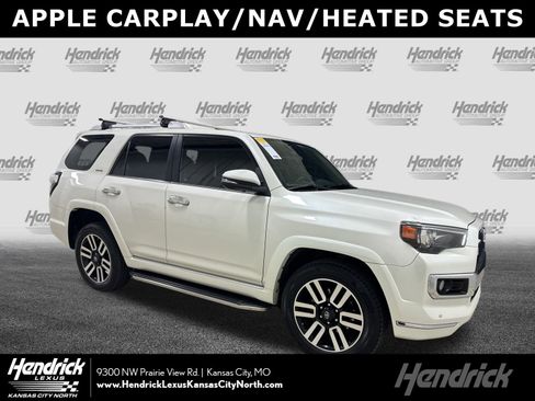 Used 2020 Toyota 4Runner Limited image 1