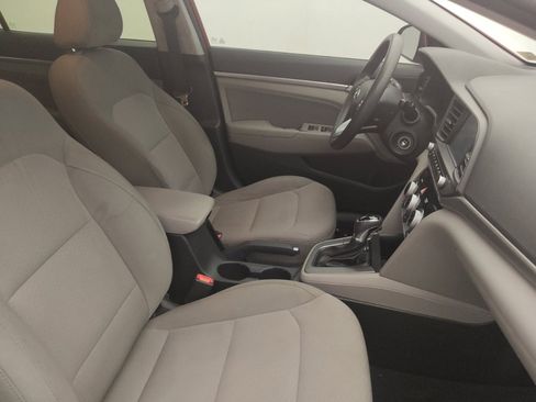 Used 2019 Hyundai Elantra SEL FWD image 21