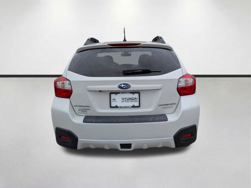 Used 2017 Subaru Crosstrek 2.0i Premium w/ Moonroof Package AWD/4WD image 5