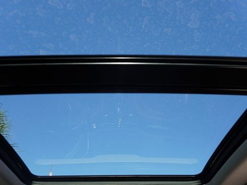 Used 2022 Acura MDX FWD w/ Technology Package image 16