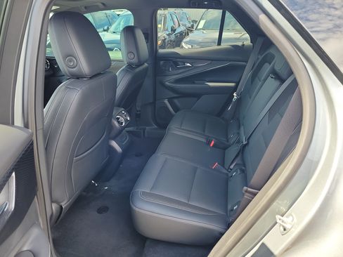 Used 2024 Chevrolet Blazer EV LT AWD/4WD image 12