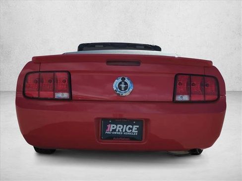 Used 2007 Ford Mustang Deluxe image 7