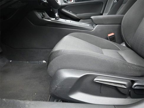 Used 2022 Honda Civic EX image 21