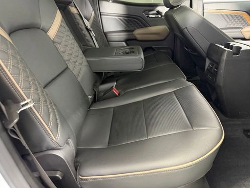 Used 2023 GMC Canyon Denali image 29