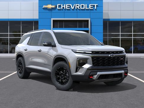 New 2026 Chevrolet Traverse Z71 w/ Enhanced Driving Package AWD/4WD image 7