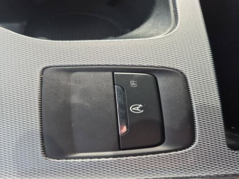 Used 2021 Ford Edge SEL AWD/4WD image 24