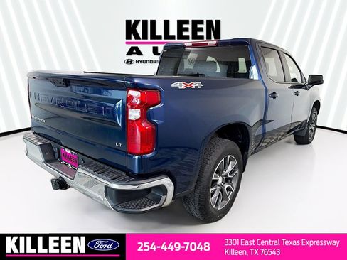 Used 2022 Chevrolet Silverado 1500 LT AWD/4WD image 8