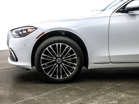 New 2026 Mercedes-Benz S 580 4MATIC Sedan image 10