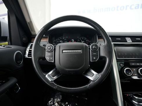 Used 2018 Land Rover Discovery HSE image 47