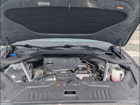 Used 2025 Genesis GV70 2.5T AWD/4WD image 24
