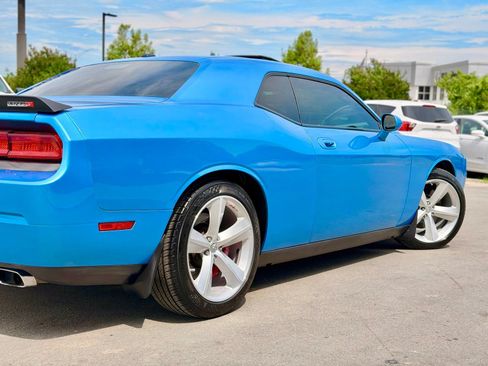Used 2009 Dodge Challenger SRT8 w/ SRT Option Group II RWD image 20