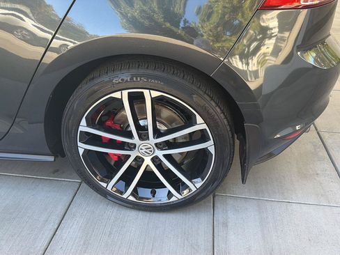 Used 2017 Volkswagen GTI Sport FWD image 12