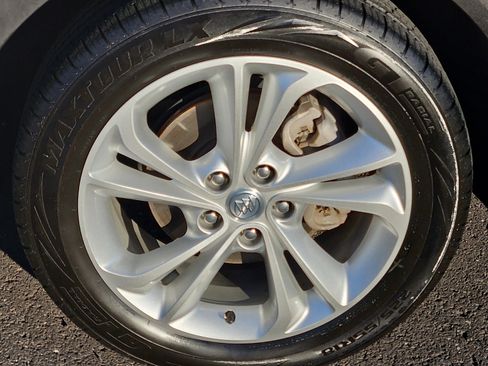 Used 2021 Buick Encore GX Preferred image 8