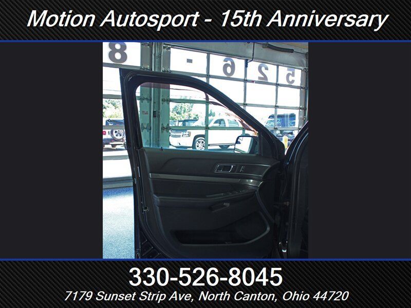 Used 2018 Ford Explorer XLT w/ Equipment Group 201A AWD/4WD image 10