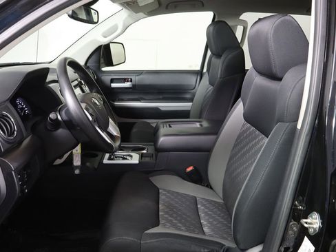 Used 2018 Toyota Tundra SR5 w/ SR5 Upgrade Package image 16