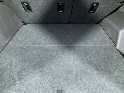 Used 2019 GMC Terrain SLT w/ Preferred Package image 34