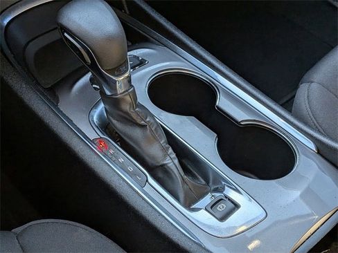 Used 2022 Chevrolet Malibu LT image 26