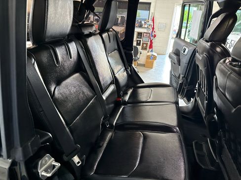 Used 2022 Jeep Wrangler Unlimited Rubicon 4xe w/ Cold Weather Group image 51