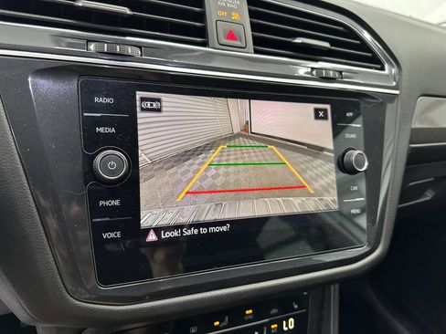 Used 2023 Volkswagen Tiguan SE FWD image 29