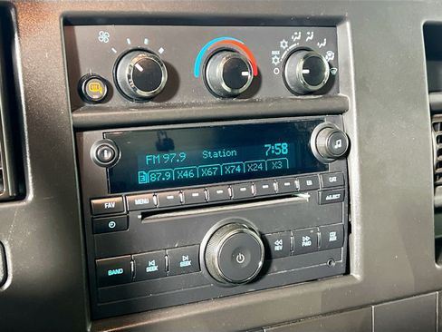 Used 2019 Chevrolet Express 2500 w/ Driver Convenience Package image 26