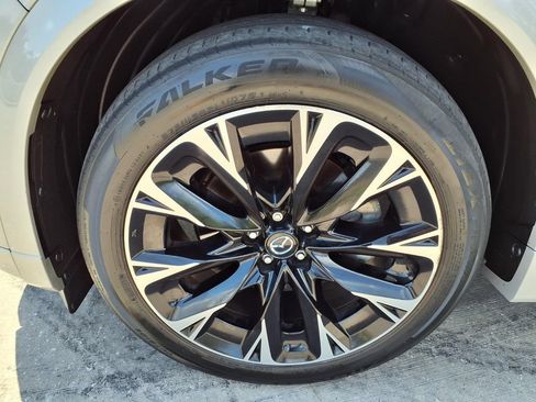 Used 2024 MAZDA CX-90 3.3 Turbo S w/ Premium Package AWD/4WD image 9