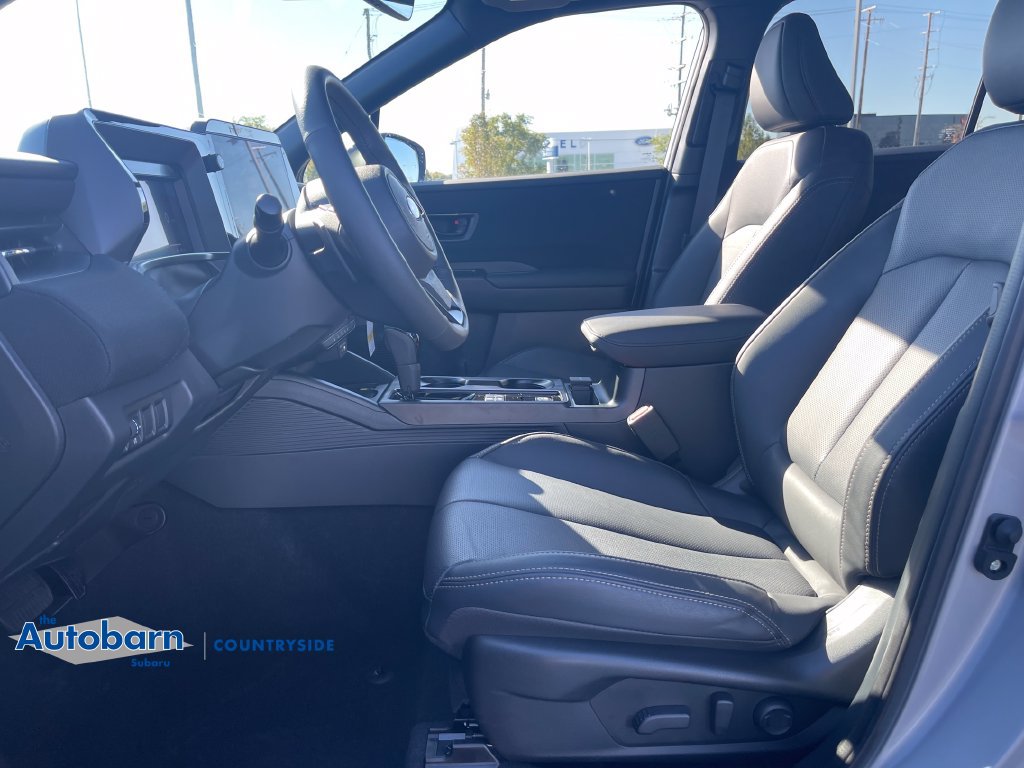 Used 2026 Subaru Outback Limited AWD/4WD image 9